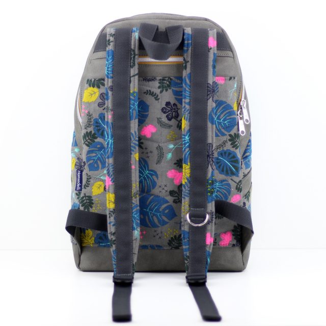 Rucksack ROANA Hansedelli Rückansicht quadratisch Cotton Steel Dschungel Canvas Rucksack nähen Schnittmuster